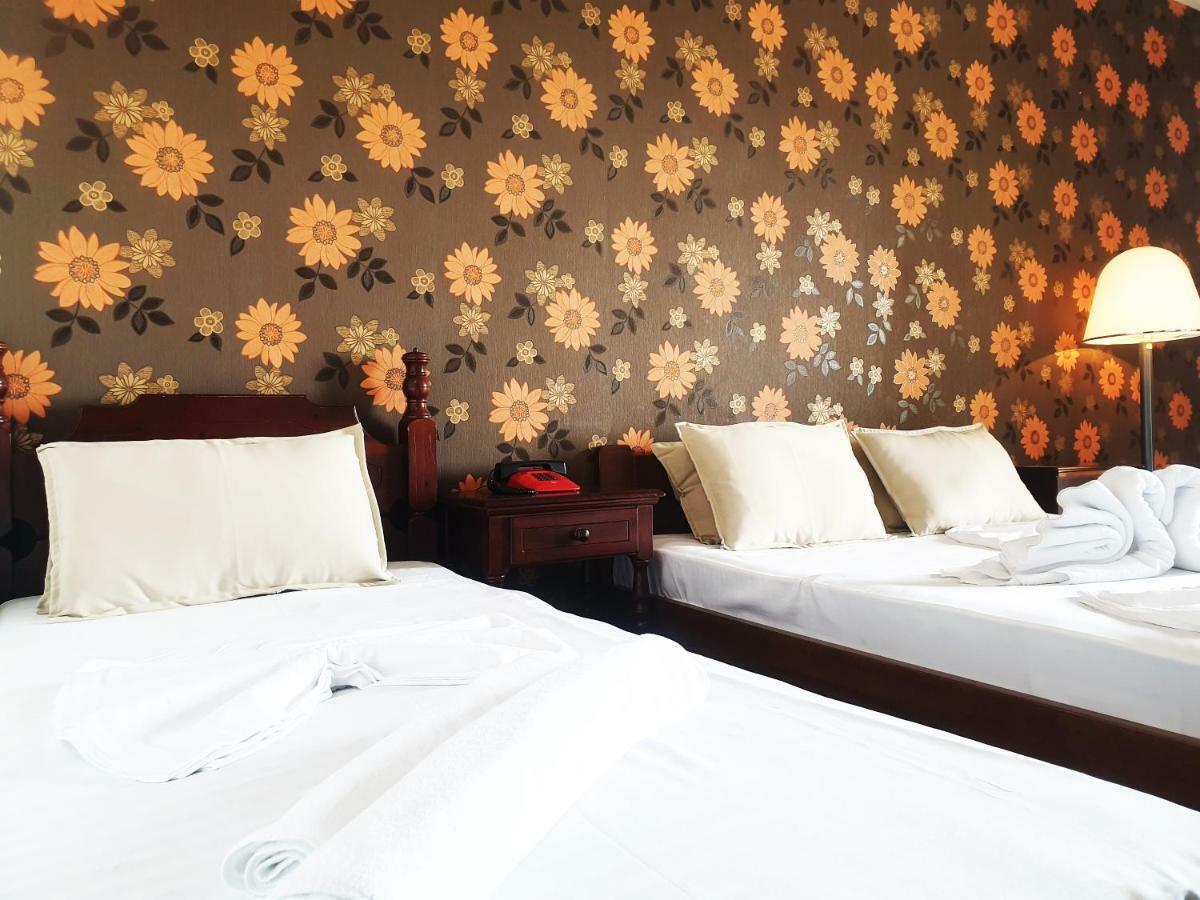 Hotel Sumadija Rafailovici Bečići Dış mekan fotoğraf